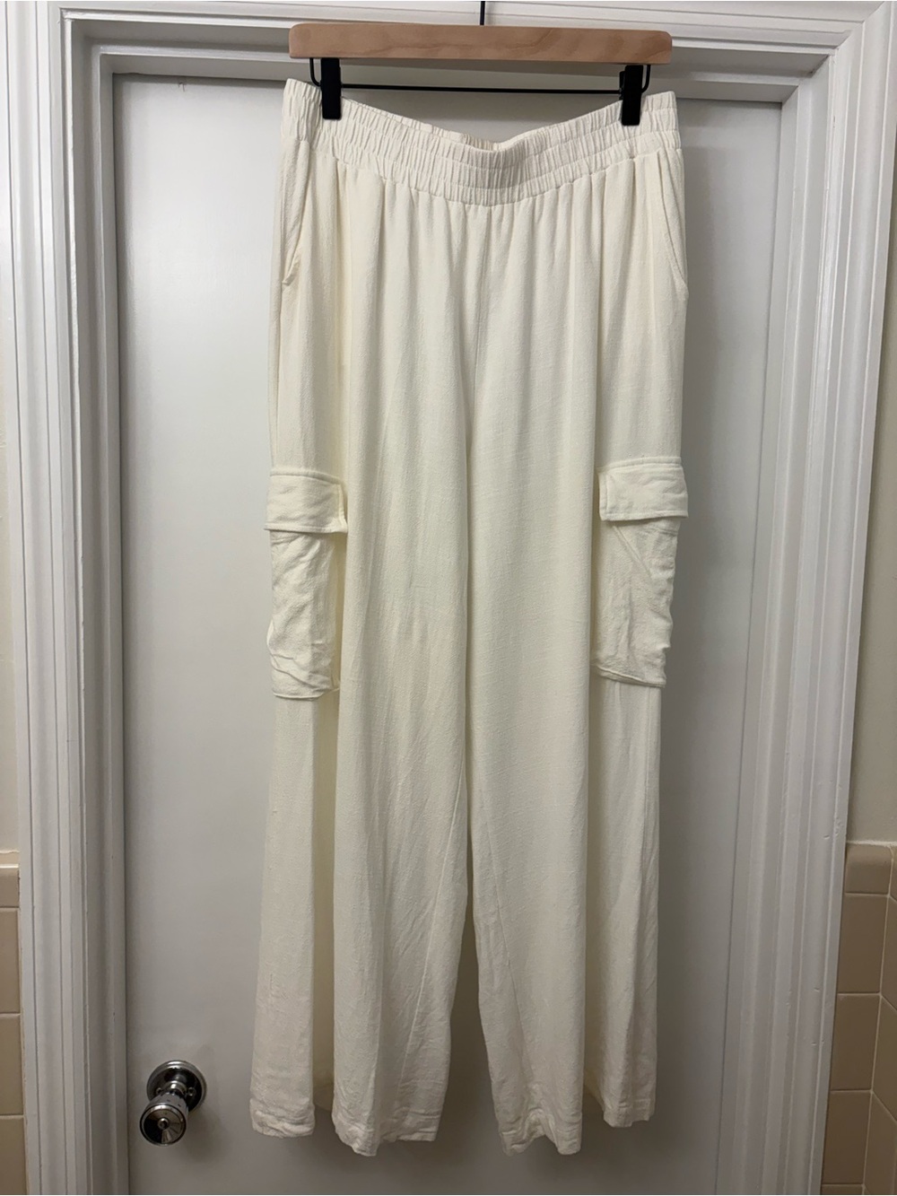 Double Zero Cream Wide-Leg Cargo Pants